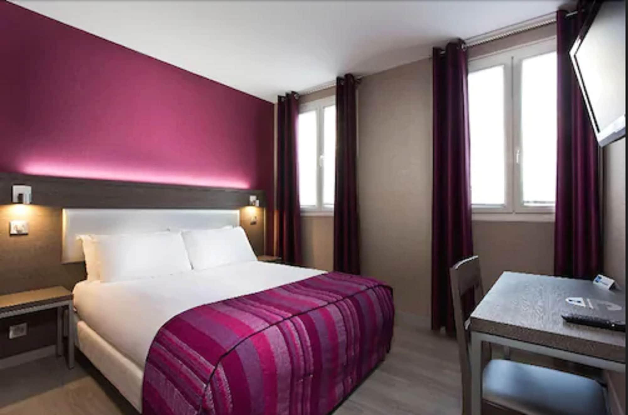 Hotel Des Pavillons Paris Exterior photo